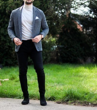 Как носить синий пиджак с черными джинсами мужчине