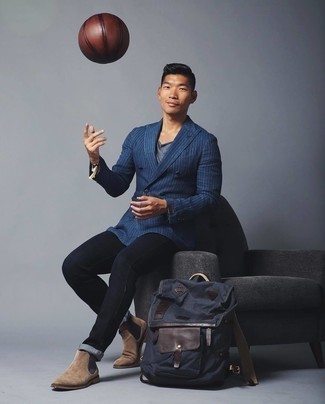 Как носить синий пиджак с черными джинсами мужчине