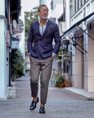 Как носить синий пиджак с серыми брюками чинос