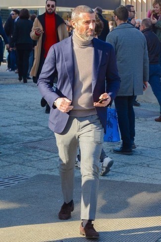 Как носить синий пиджак с серыми брюками чинос