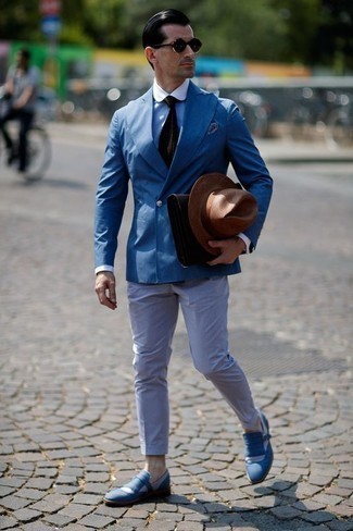 Как носить синий пиджак с голубыми брюками чинос