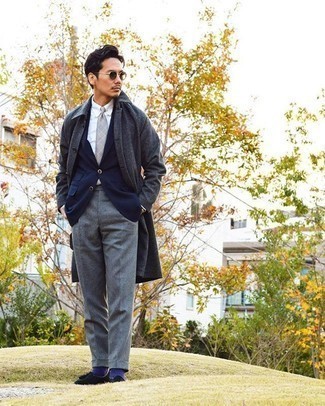 Какие длинные пальто носить с синим пиджаком