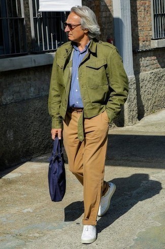 С чем носить синий портфель из плотной ткани