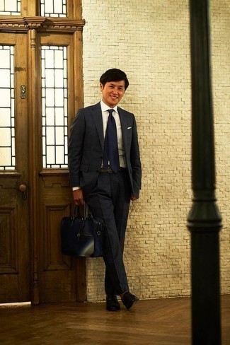 С чем носить синий портфель из плотной ткани