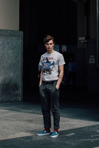 С чем носить синие слипоны из плотной ткани мужчине