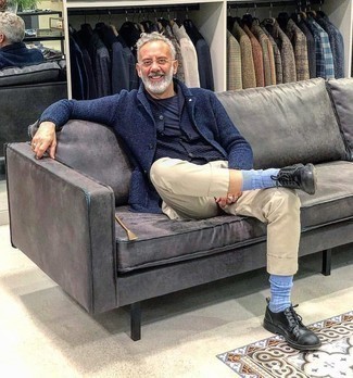 Какие пиджаки носить с синим кардиганом мужчине