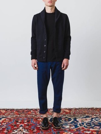 Какие туфли дерби носить с синим кардиганом