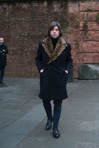 С чем носить синие брюки чинос в клетку