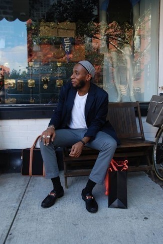 Как носить синие брюки чинос с синим пиджаком