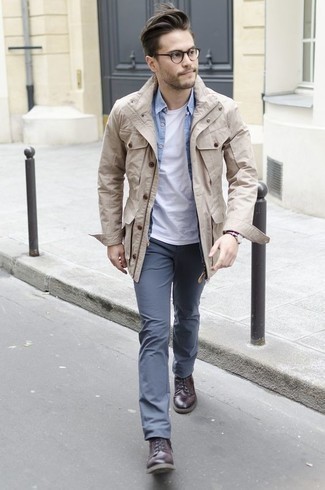 Какие повседневные ботинки носить с синими брюками чинос