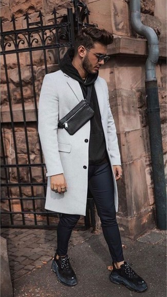 Какой худи носить с синими брюками чинос