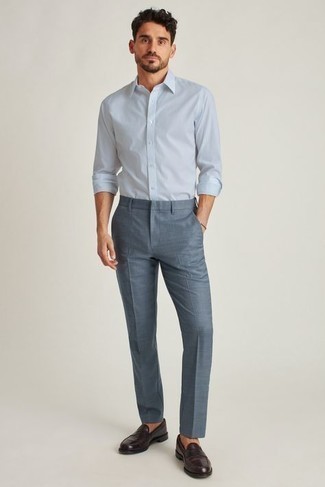 С чем носить синие брюки чинос