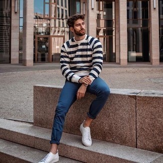 Какие низкие кеды носить с синими брюками чинос