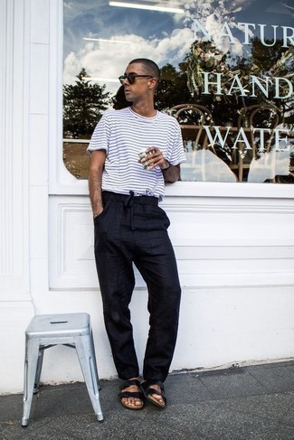 Какие сандалии носить с синими брюками чинос