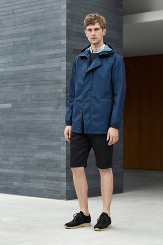 Какие ветровки носить с синим свитером с круглым вырезом мужчине