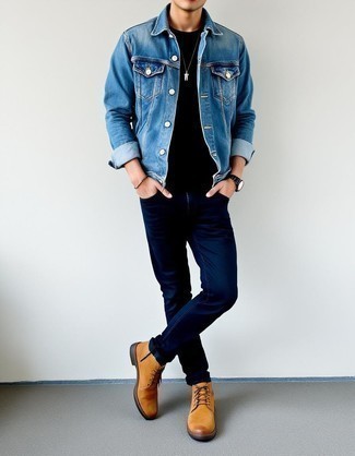 Какие повседневные ботинки носить с синей джинсовой курткой мужчине