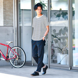 Какие брюки чинос носить с синими туфлями дерби