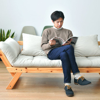 С чем носить синие туфли дерби