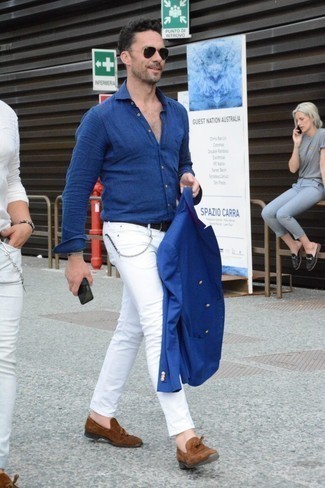 Какие лоферы носить с синим двубортным пиджаком мужчине