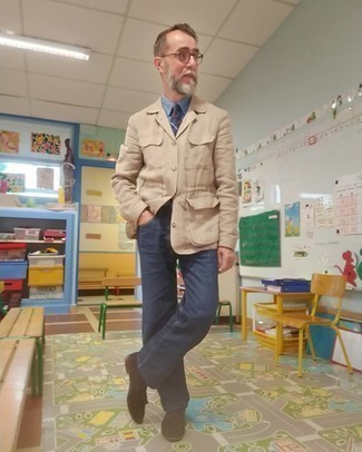 С чем носить синюю классическую рубашку мужчине