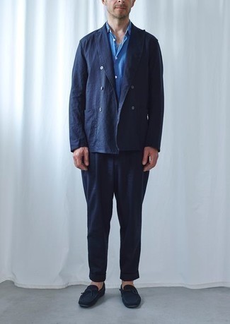 С чем носить синие мокасины мужчине