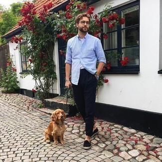 Какие брюки чинос носить с синими эспадрильями