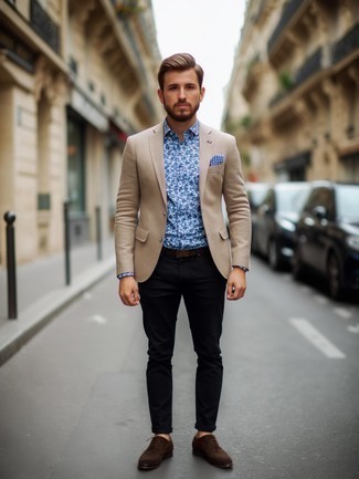 С чем носить синий нагрудный платок в мелкую клетку