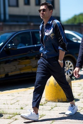 С чем носить синюю куртку харрингтон