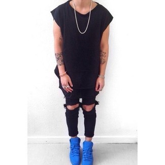 С чем носить синие высокие кеды мужчине