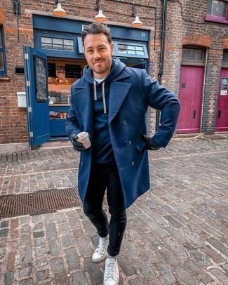 Какие длинные пальто носить с синим худи