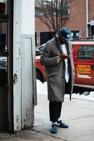 С чем носить синие носки в горизонтальную полоску мужчине