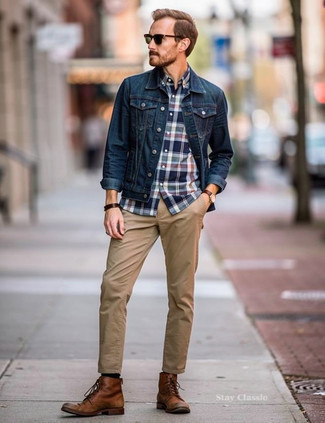 С чем носить синюю куртку мужчине