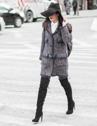 С чем носить синюю куртку женщине