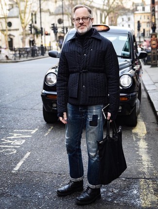 Какие ботинки броги носить с синими джинсами