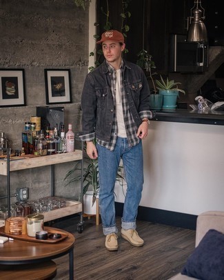 Какие джинсовые куртки носить с синими джинсами мужчине