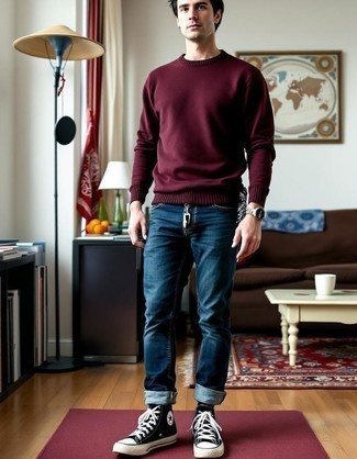 Какие высокие кеды носить с синими джинсами мужчине