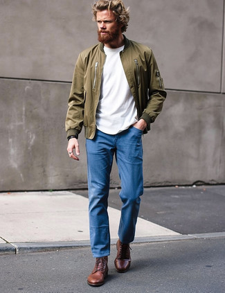 С чем носить синие джинсы мужчине