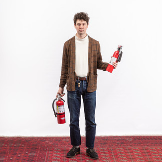 Какие открытые кардиганы носить с синими джинсами мужчине