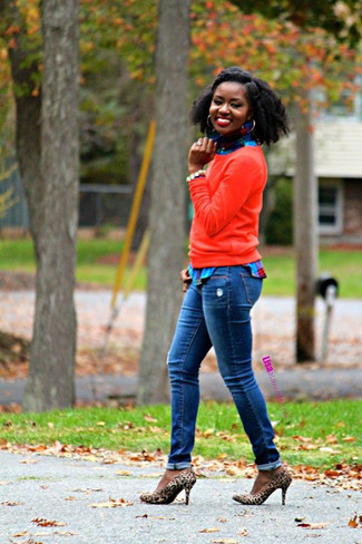 Какие туфли носить с синими джинсами