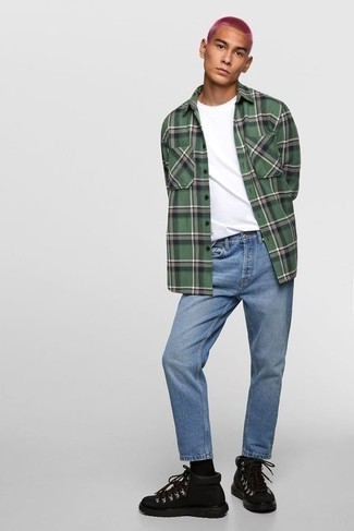 Какие рабочие ботинки носить с синими джинсами мужчине