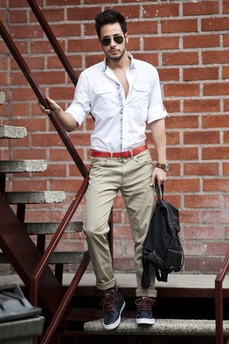 С чем носить синие кожаные повседневные ботинки мужчине