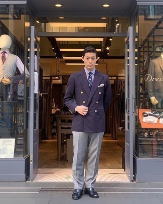 С чем носить синие кожаные лоферы с кисточками