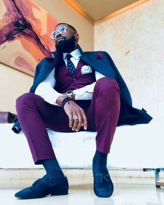 Какие жилеты носить с синими лоферами