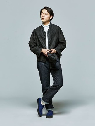 Какие водолазки носить с синими низкими кедами мужчине