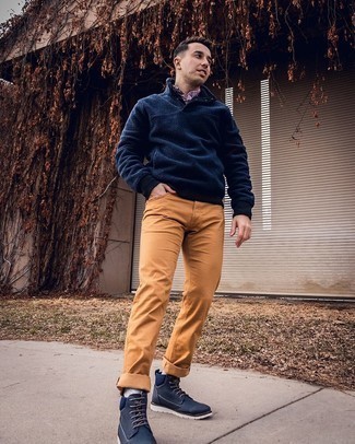 С чем носить синий свитер с воротником на пуговицах