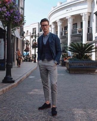 Какие жилеты носить с синими монками