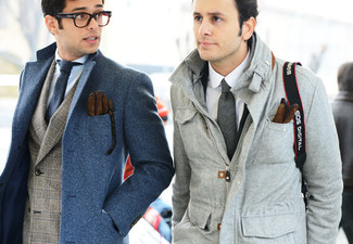 Какие пиджаки носить с синим длинным пальто