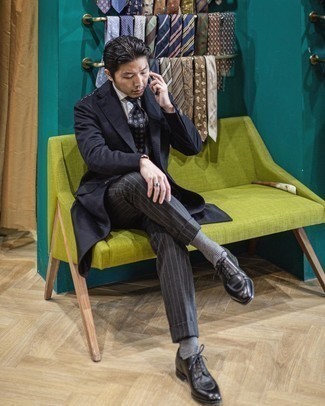 Какие туфли дерби носить с синим длинным пальто