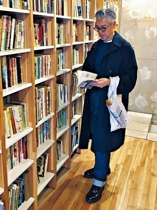 Какие туфли дерби носить с синим длинным пальто