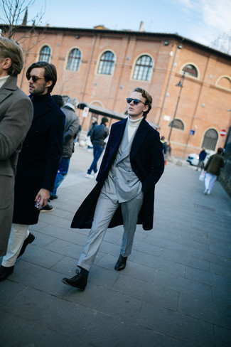 Какие туфли дерби носить с синим длинным пальто